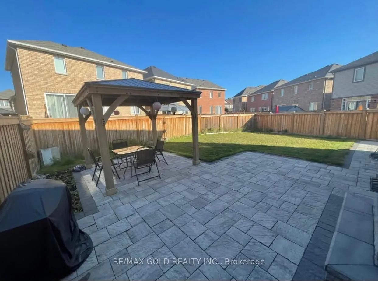 3 Stedford Crescent, #Main House