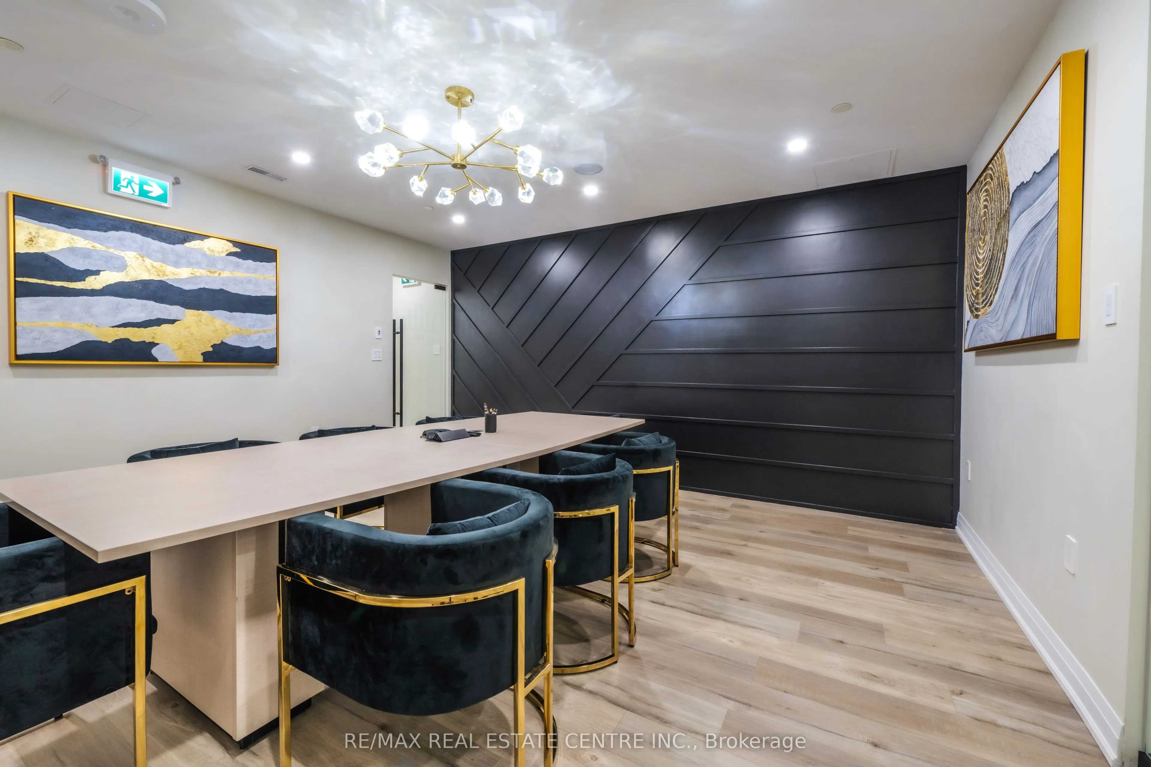 2131 Williams Parkway, #20