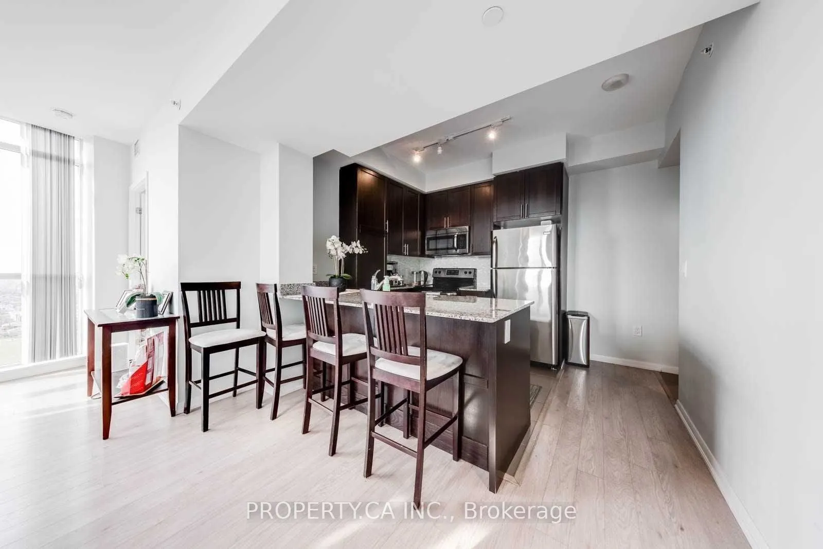 800 Lawrence Avenue W, #1914