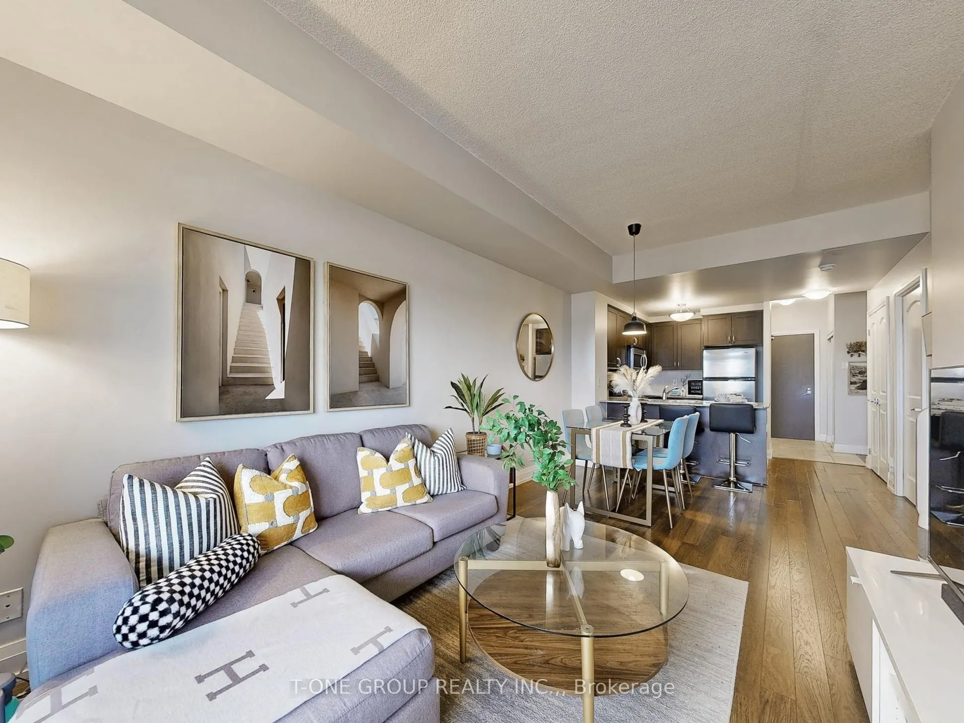 1060 Sheppard Avenue, #311
