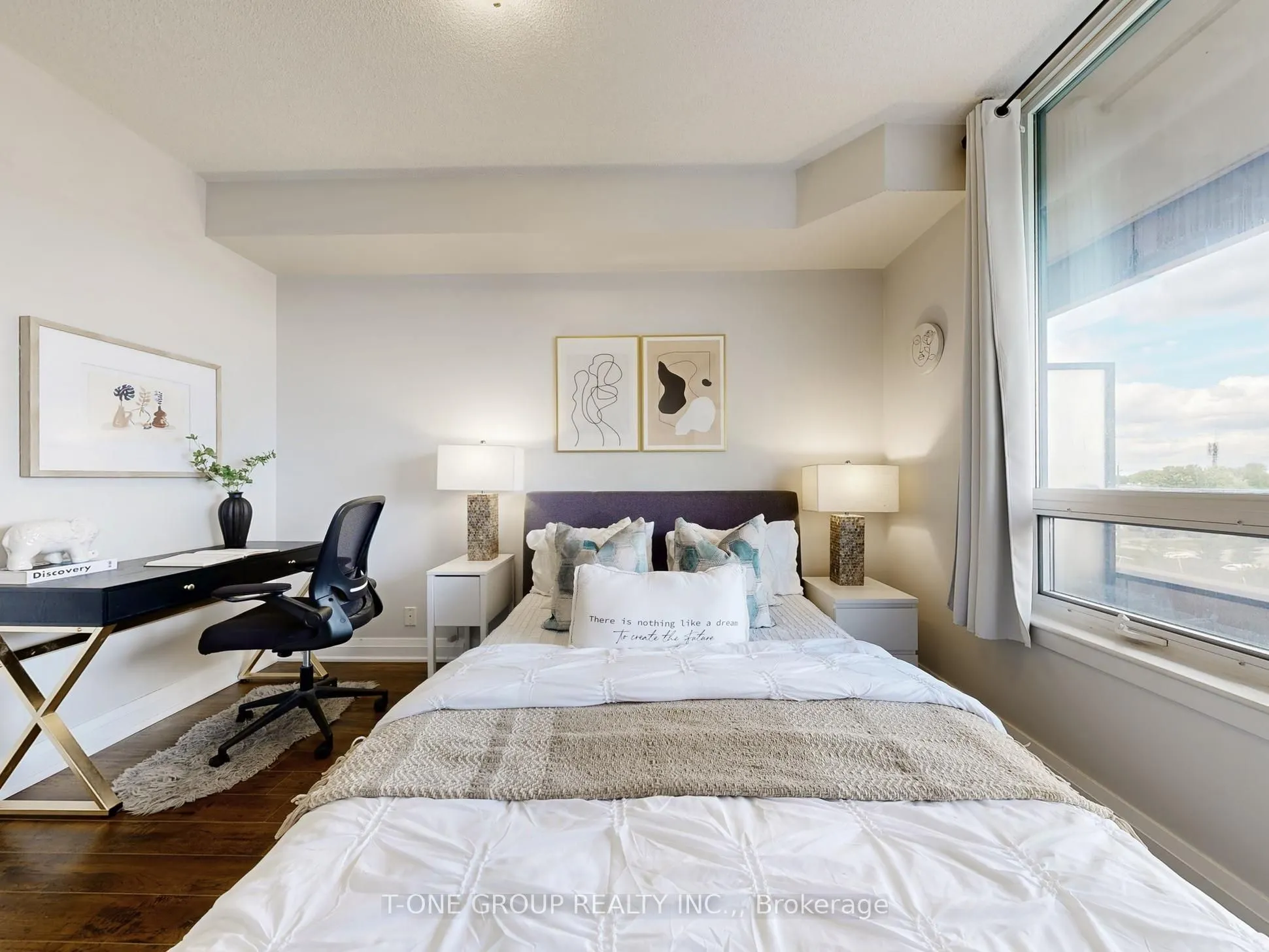 1060 Sheppard Avenue, #311