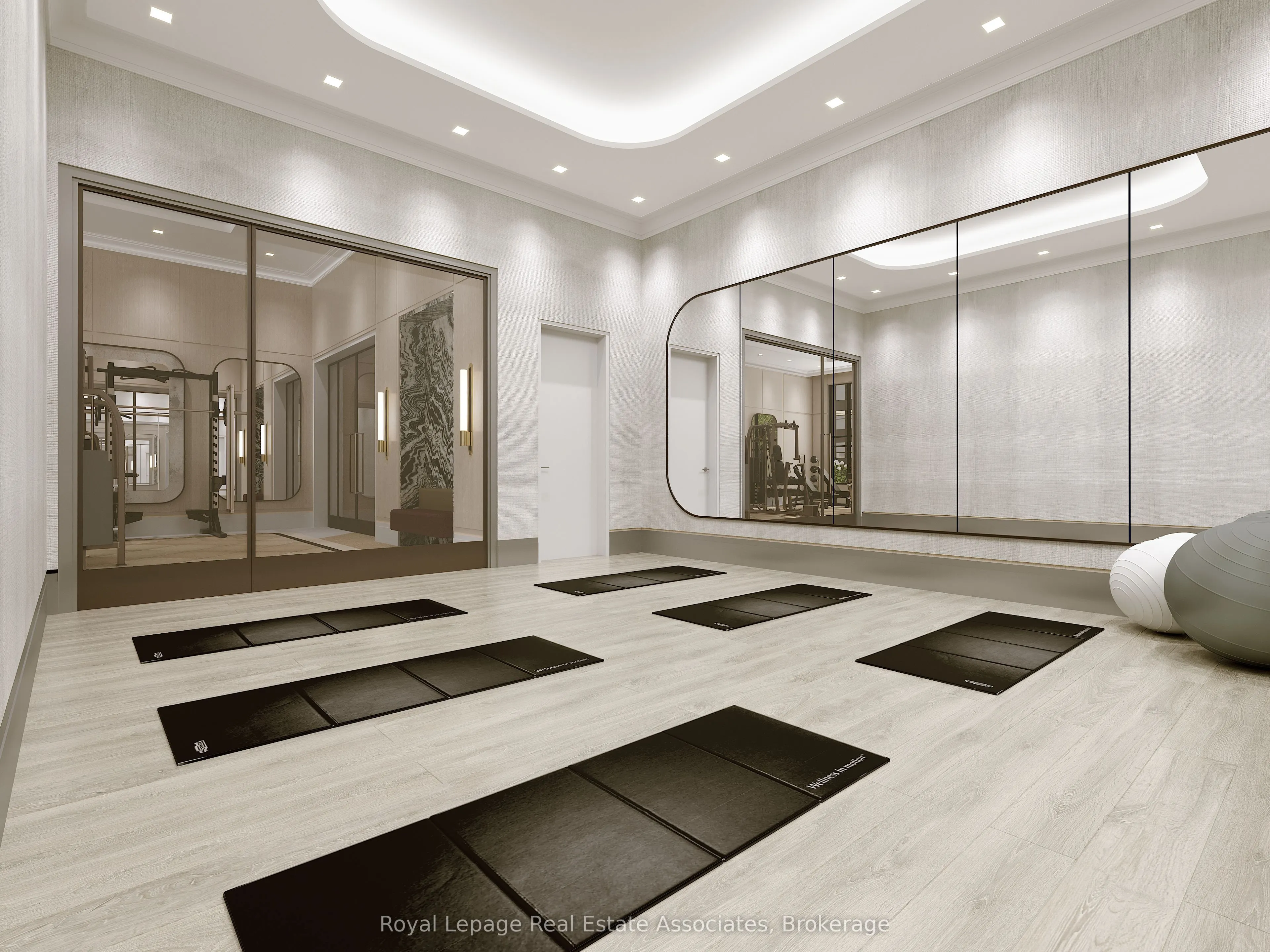 255 The Kingsway, #105