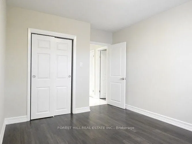 42 Emerald Crescent, #2