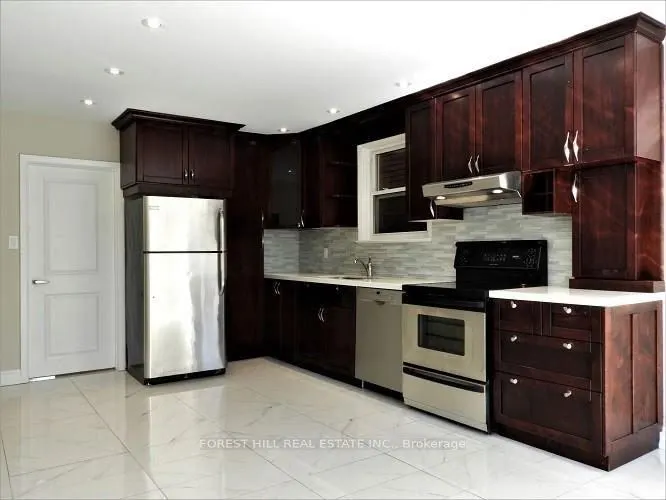 42 Emerald Crescent, #2