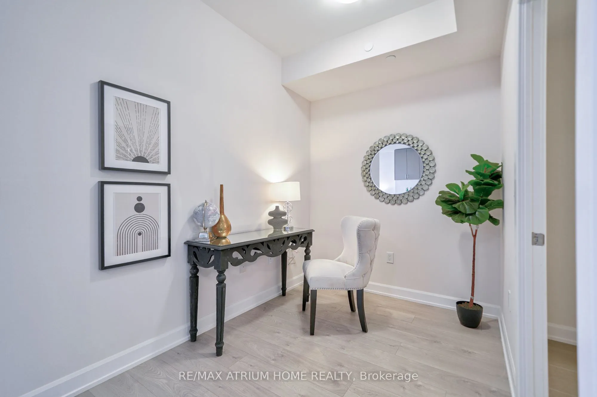3200 William Coltson Avenue, #813