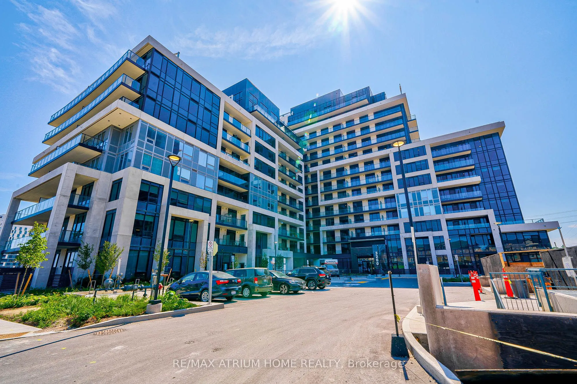 3200 William Coltson Avenue, #813