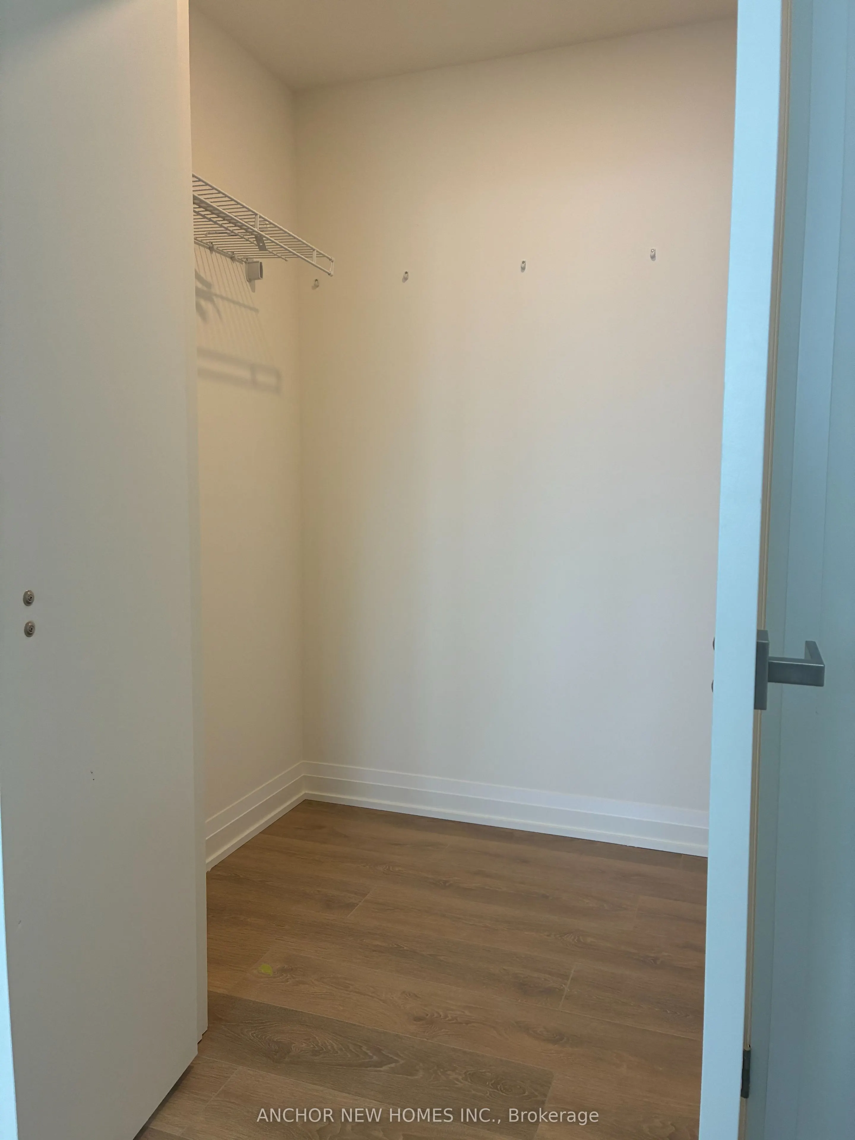 4015 The Exchange Street, #1807