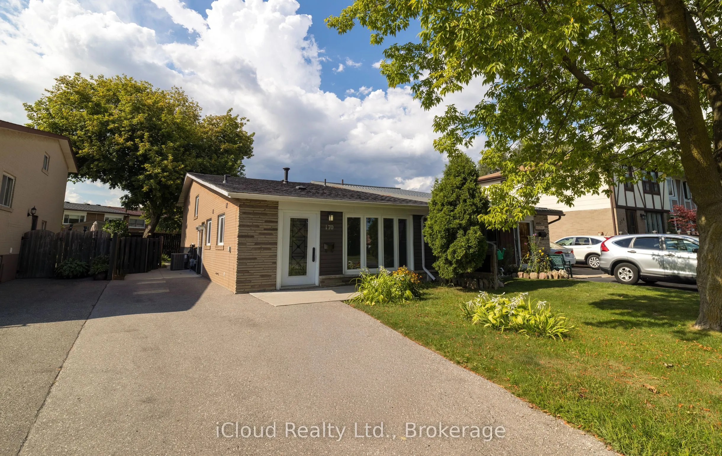 170 Clarence Street