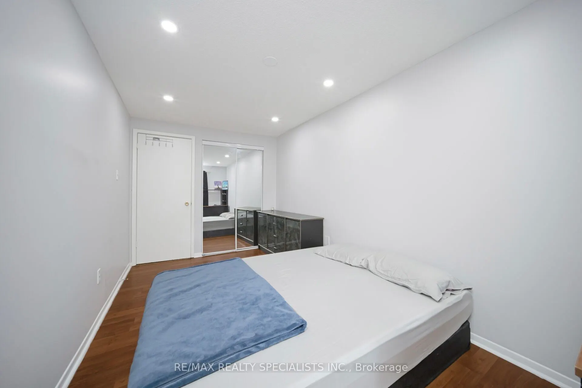 30 Greenwich Circle, #30