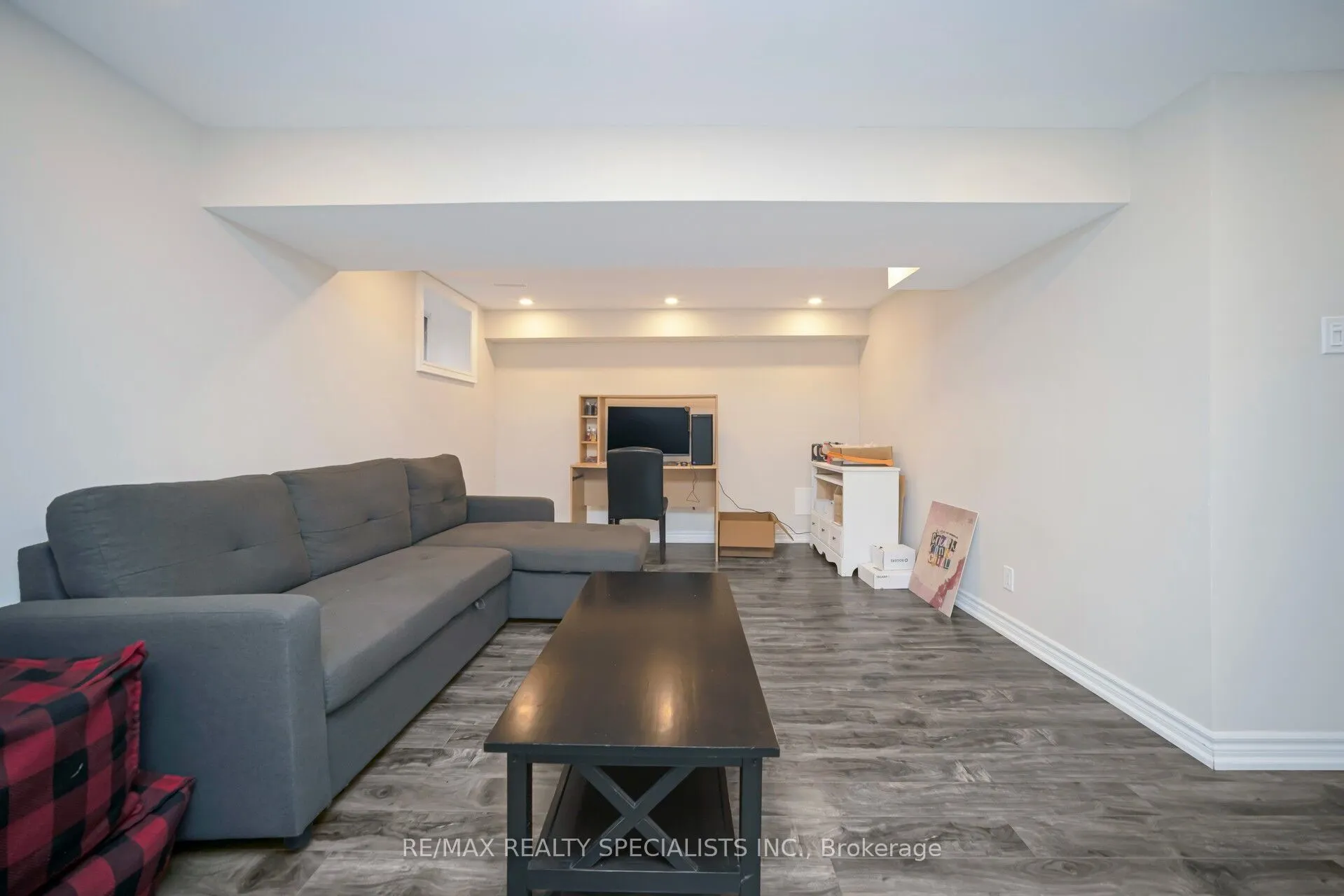 30 Greenwich Circle, #30
