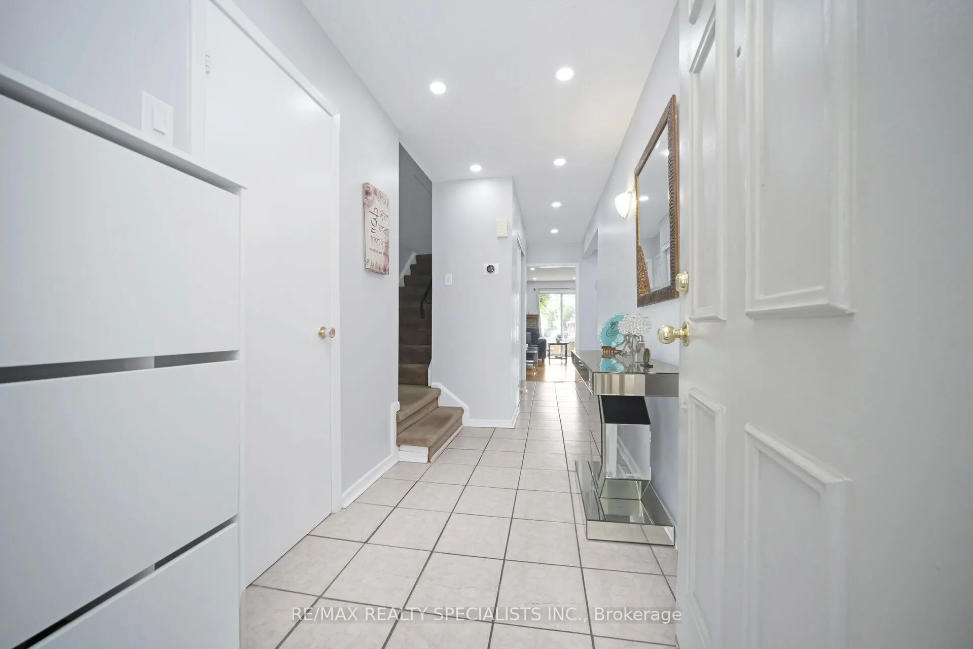 30 Greenwich Circle, #30