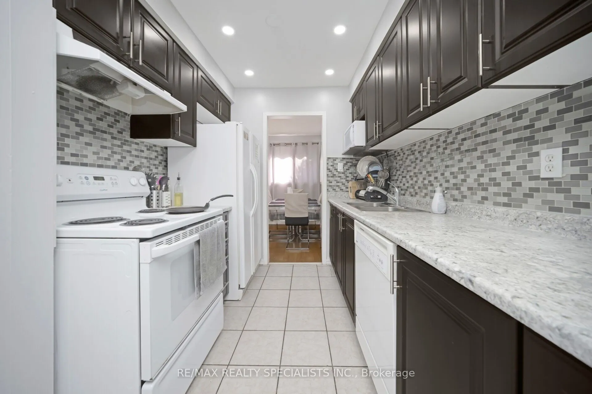 30 Greenwich Circle, #30