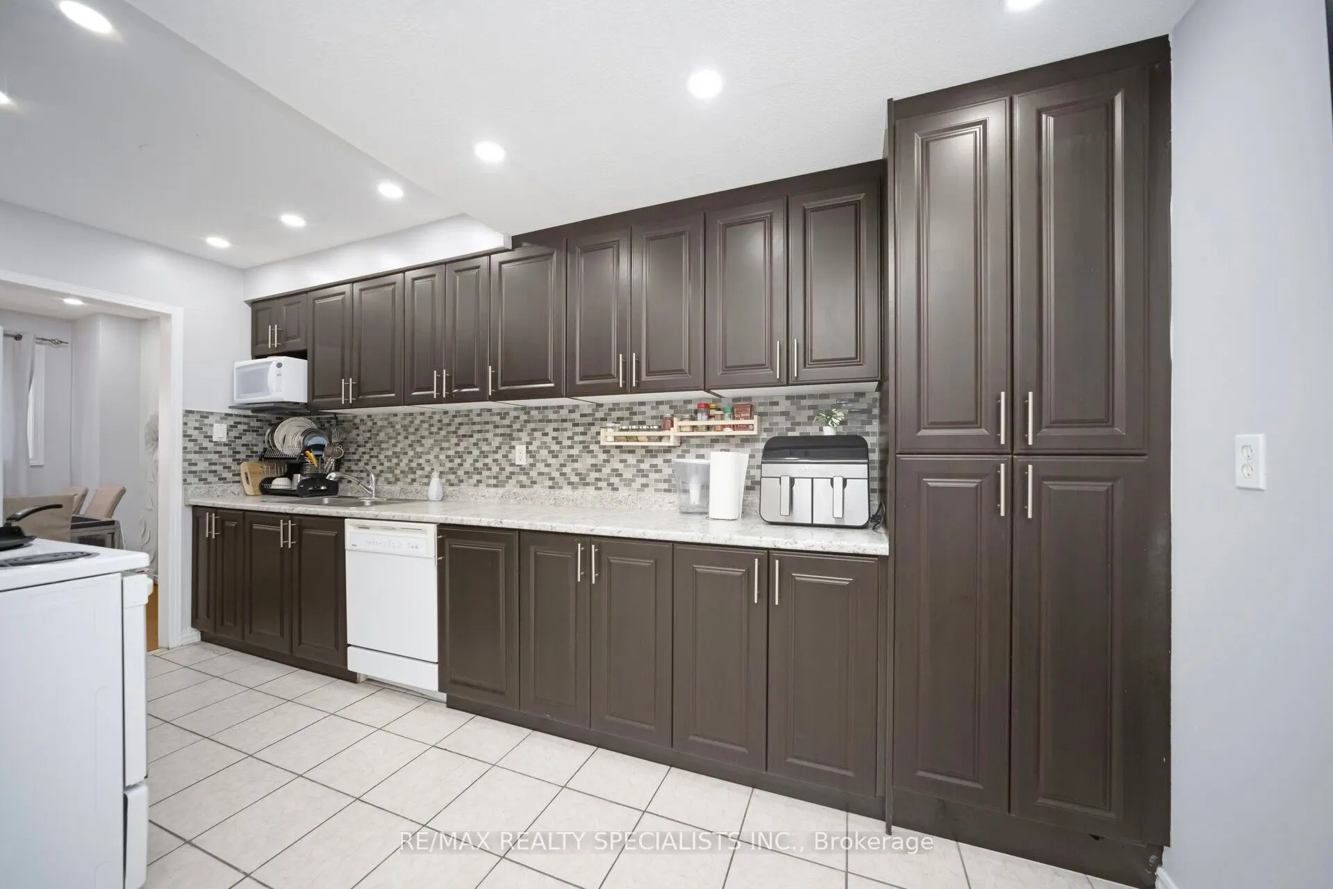 30 Greenwich Circle, #30