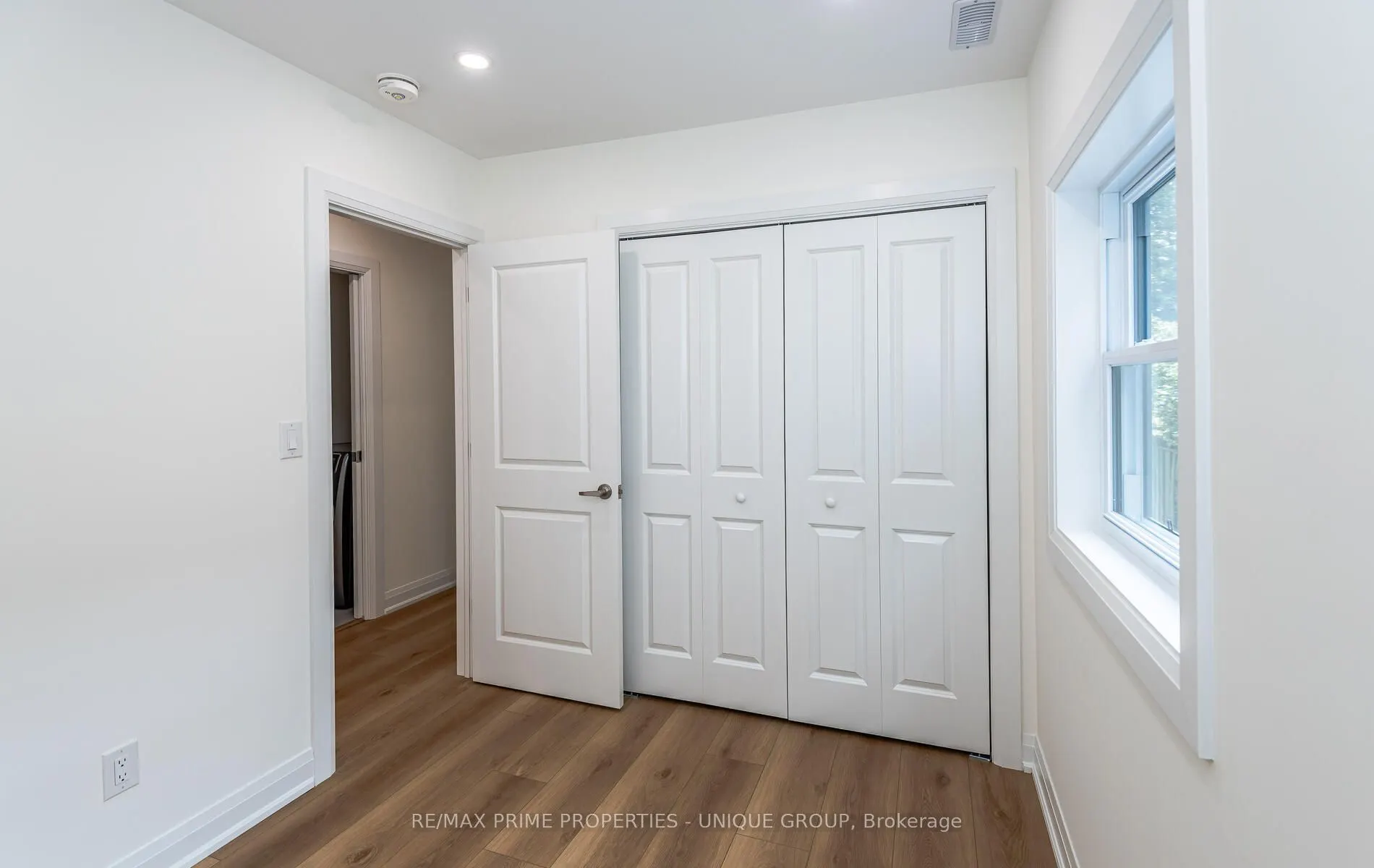 45 Astoria Avenue, #2