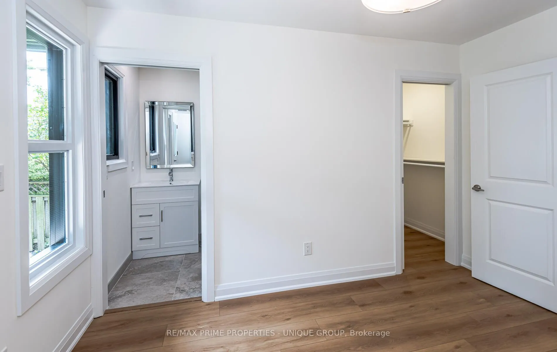 45 Astoria Avenue, #2