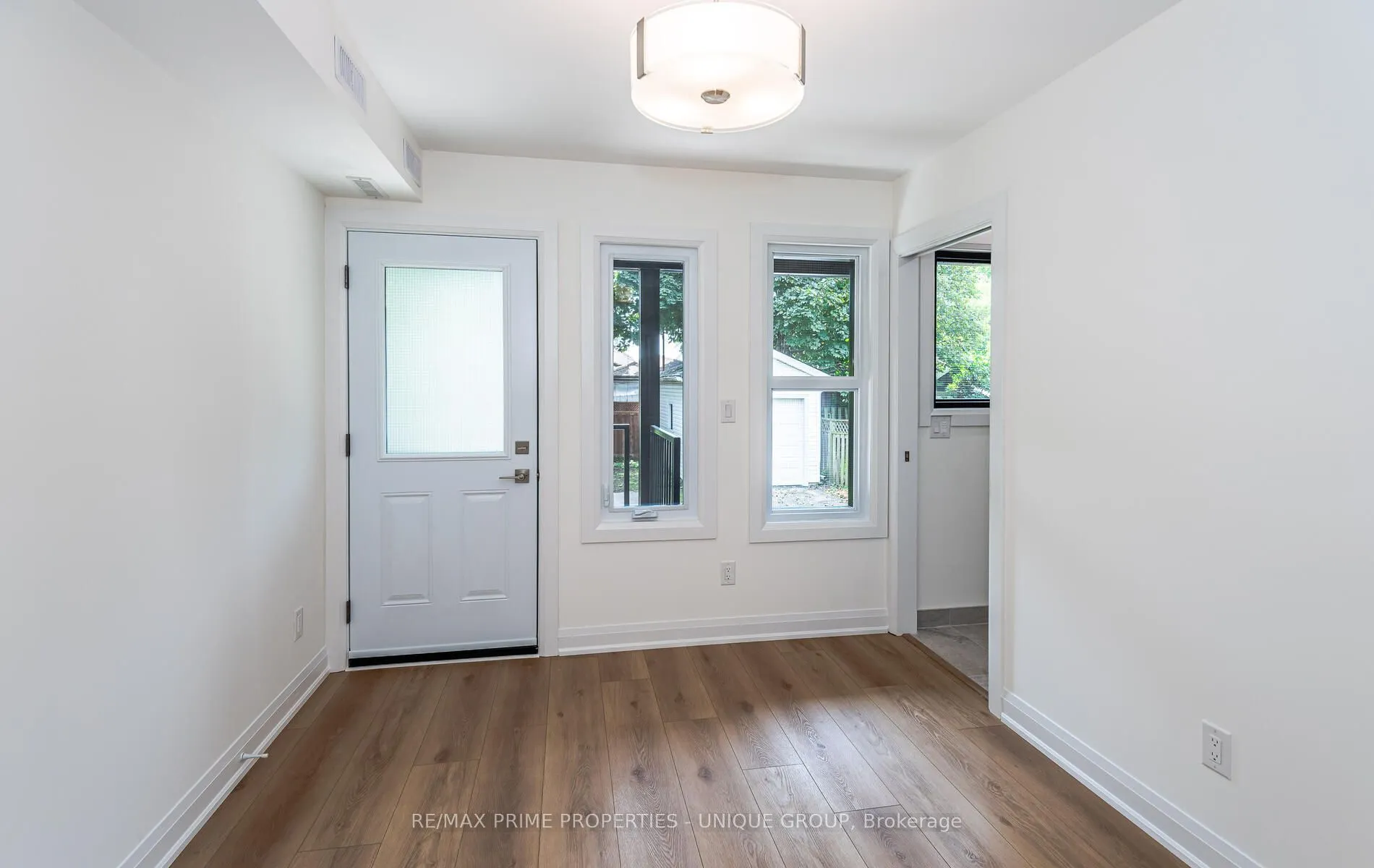 45 Astoria Avenue, #2