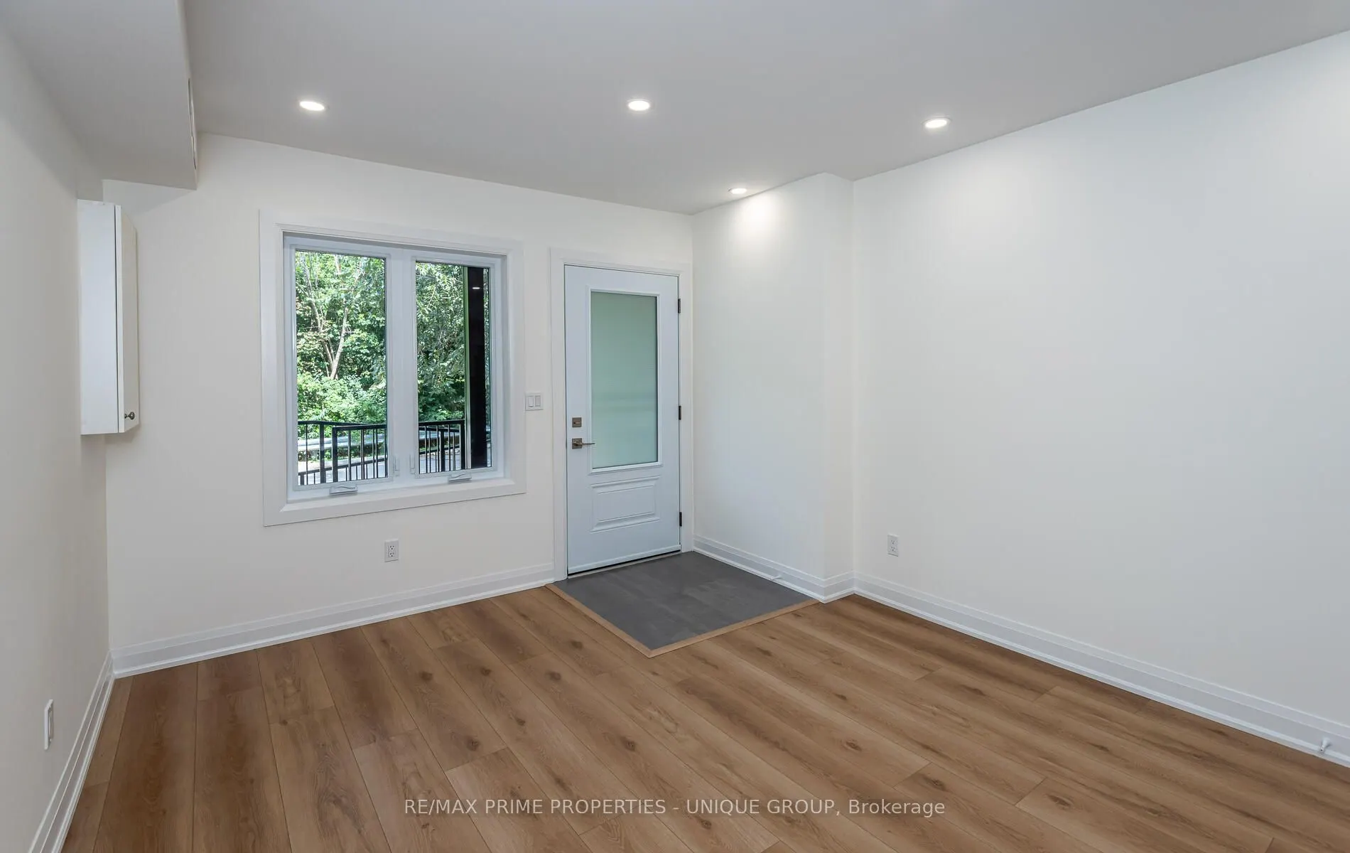 45 Astoria Avenue, #2