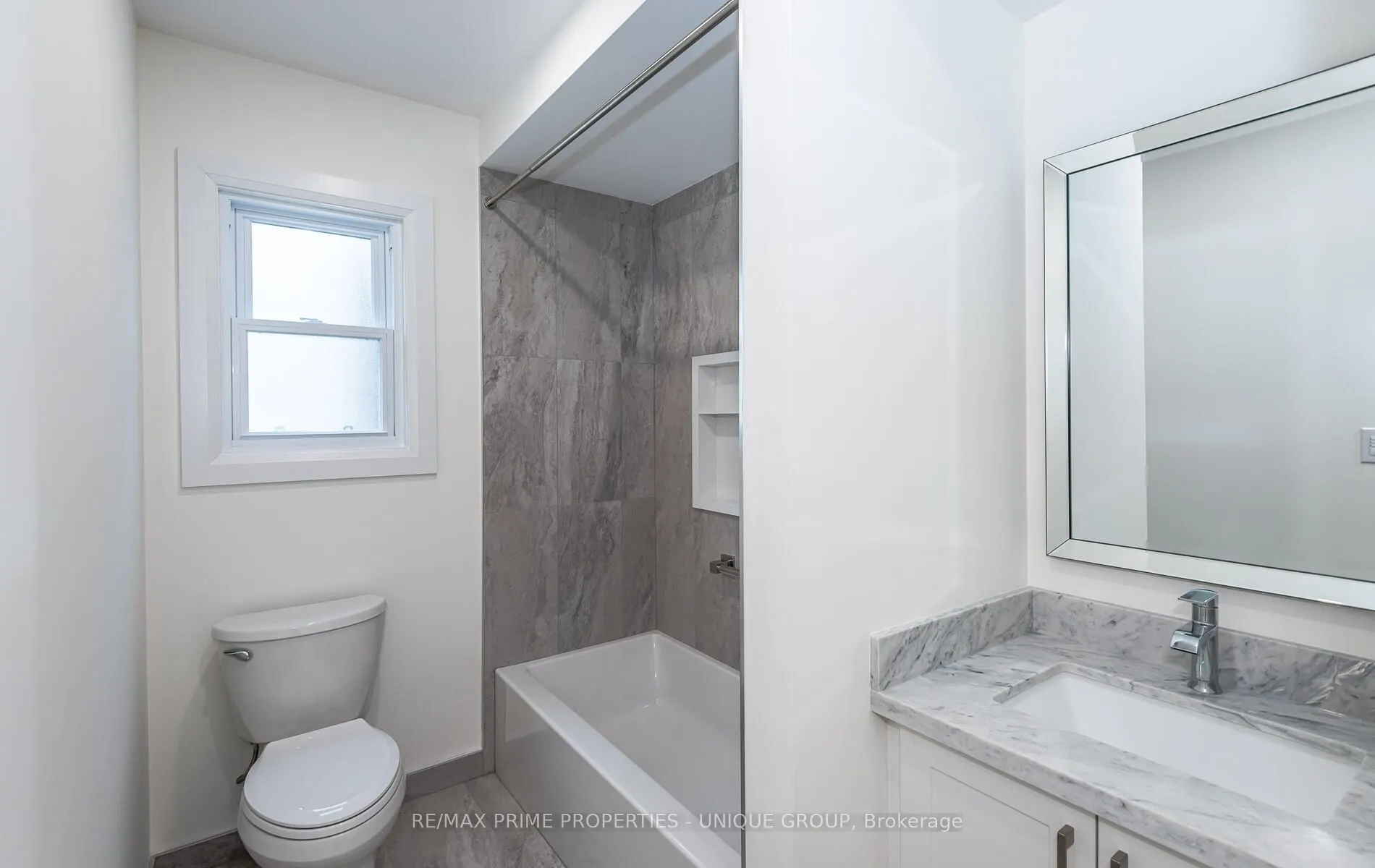 45 Astoria Avenue, #2