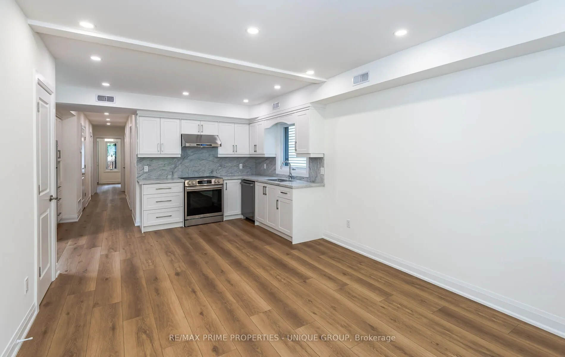 45 Astoria Avenue, #2