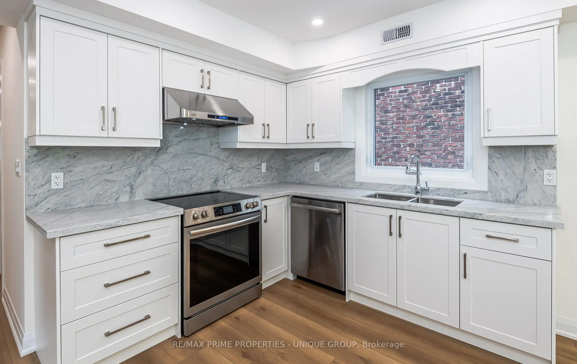45 Astoria Avenue, #2