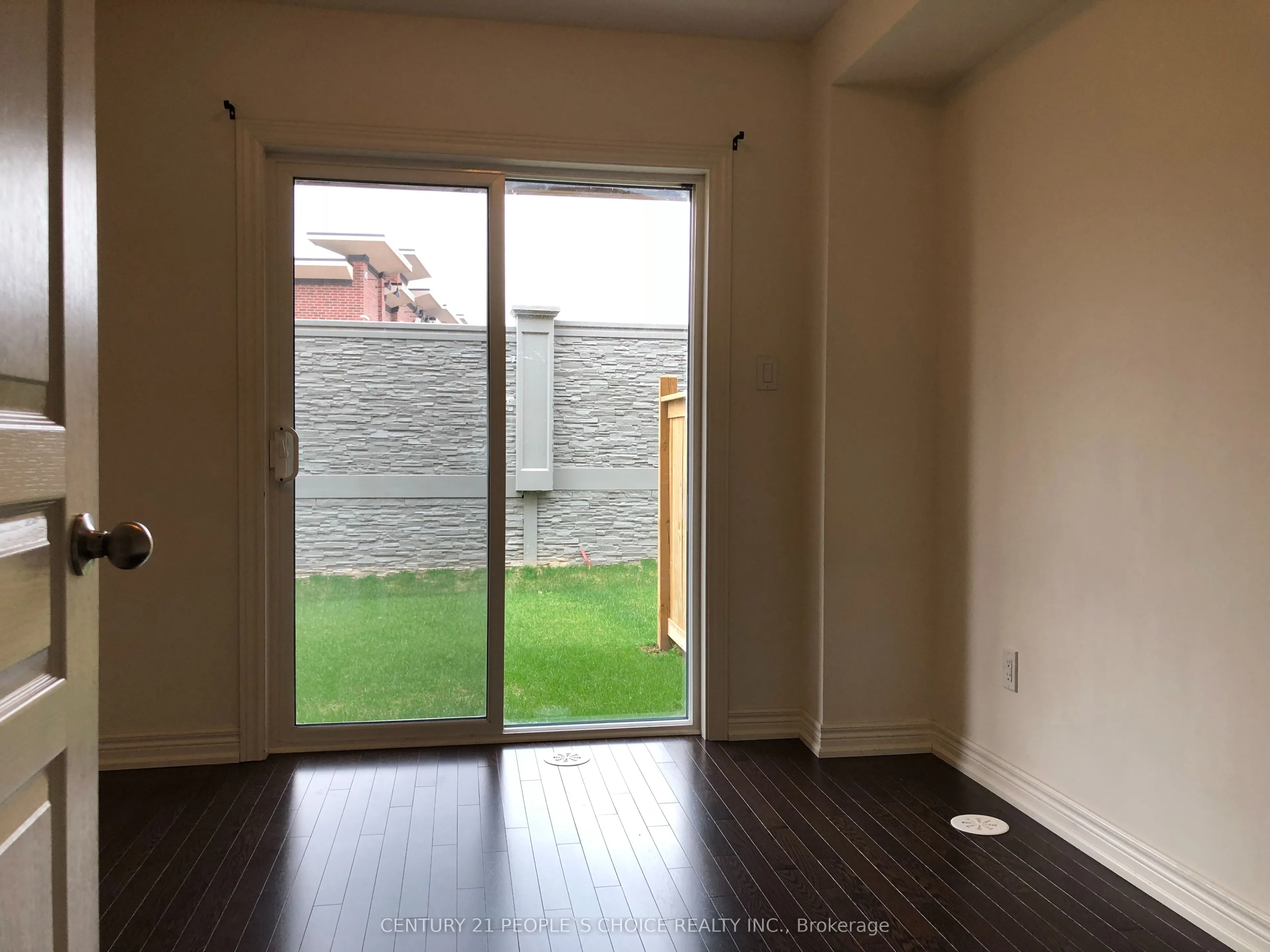 4 Cedarland Road