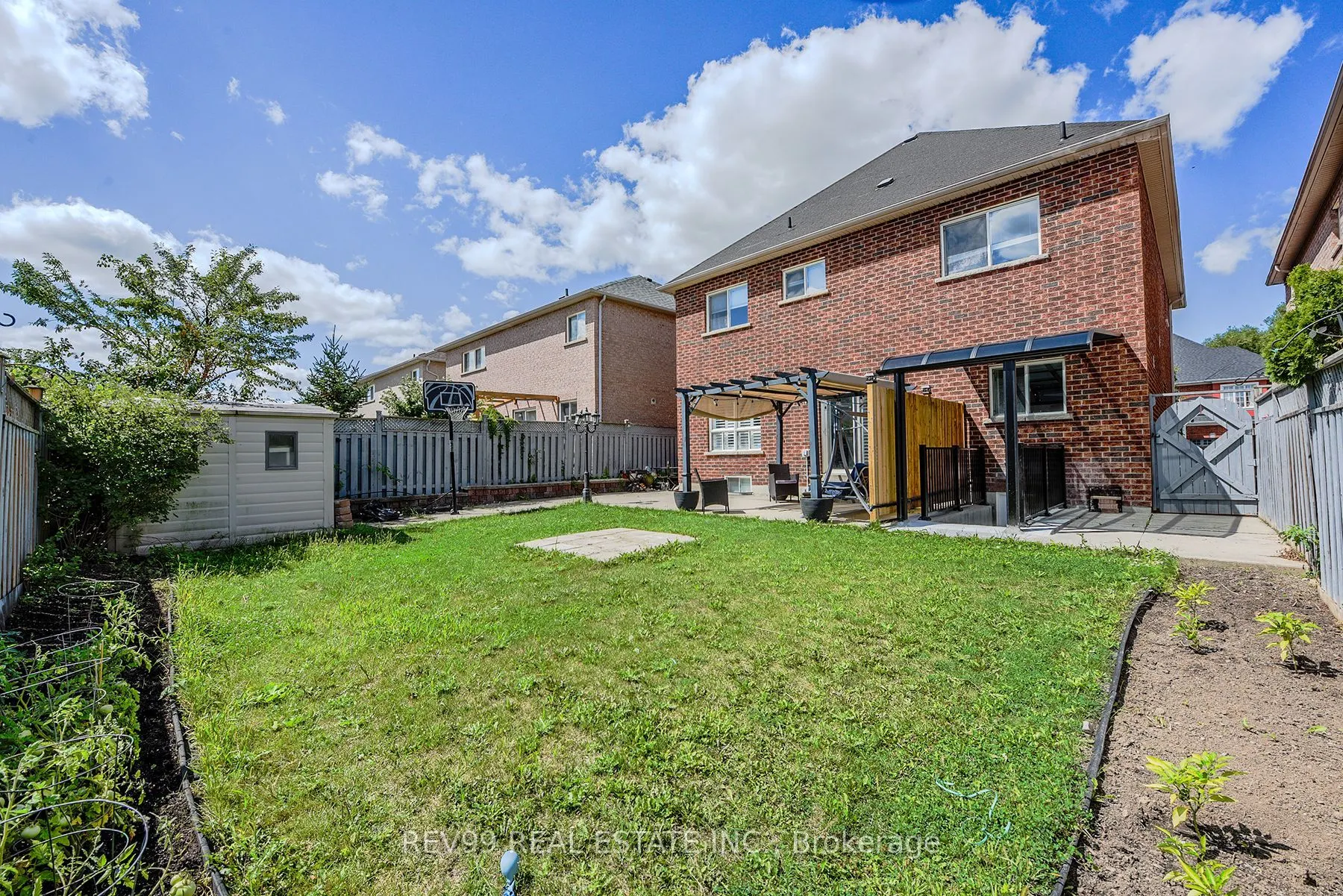 39 Bonistel Crescent