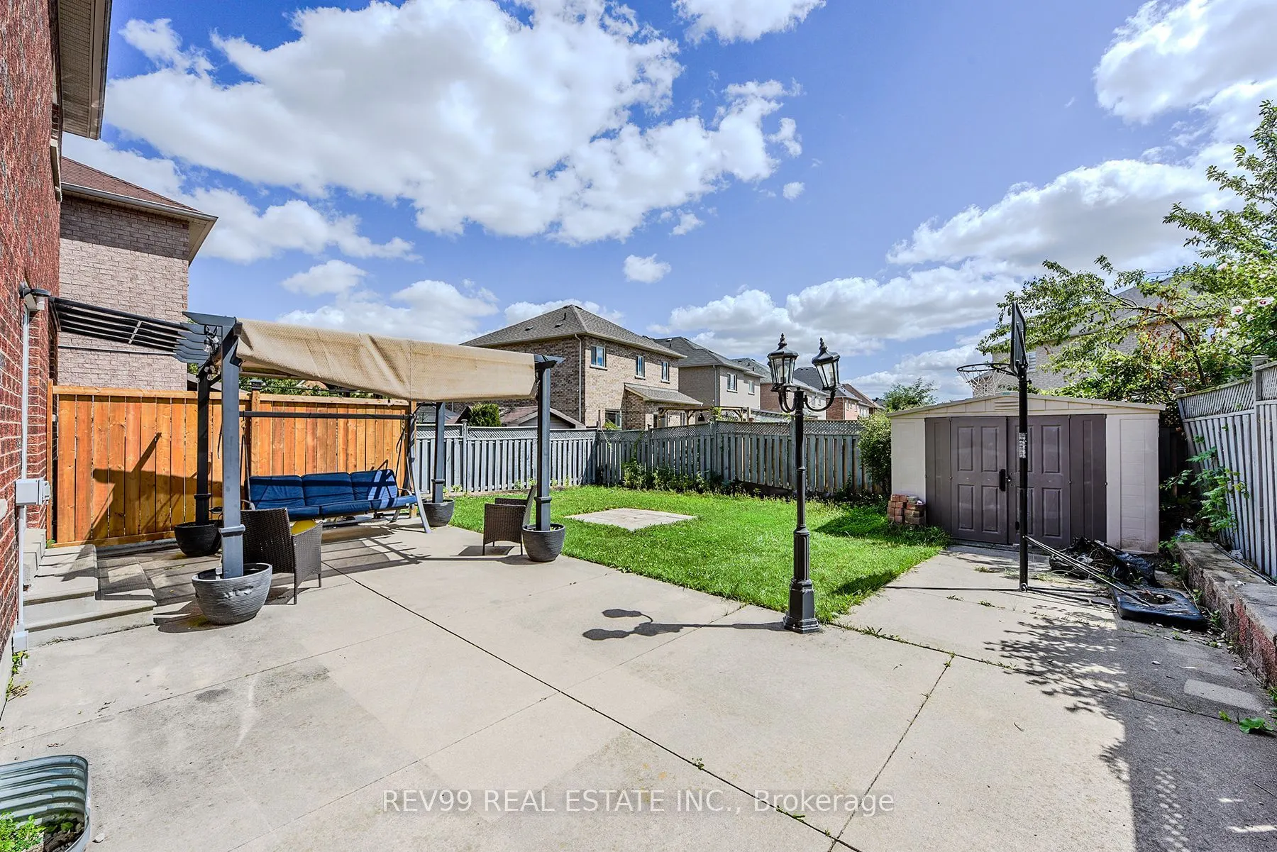 39 Bonistel Crescent