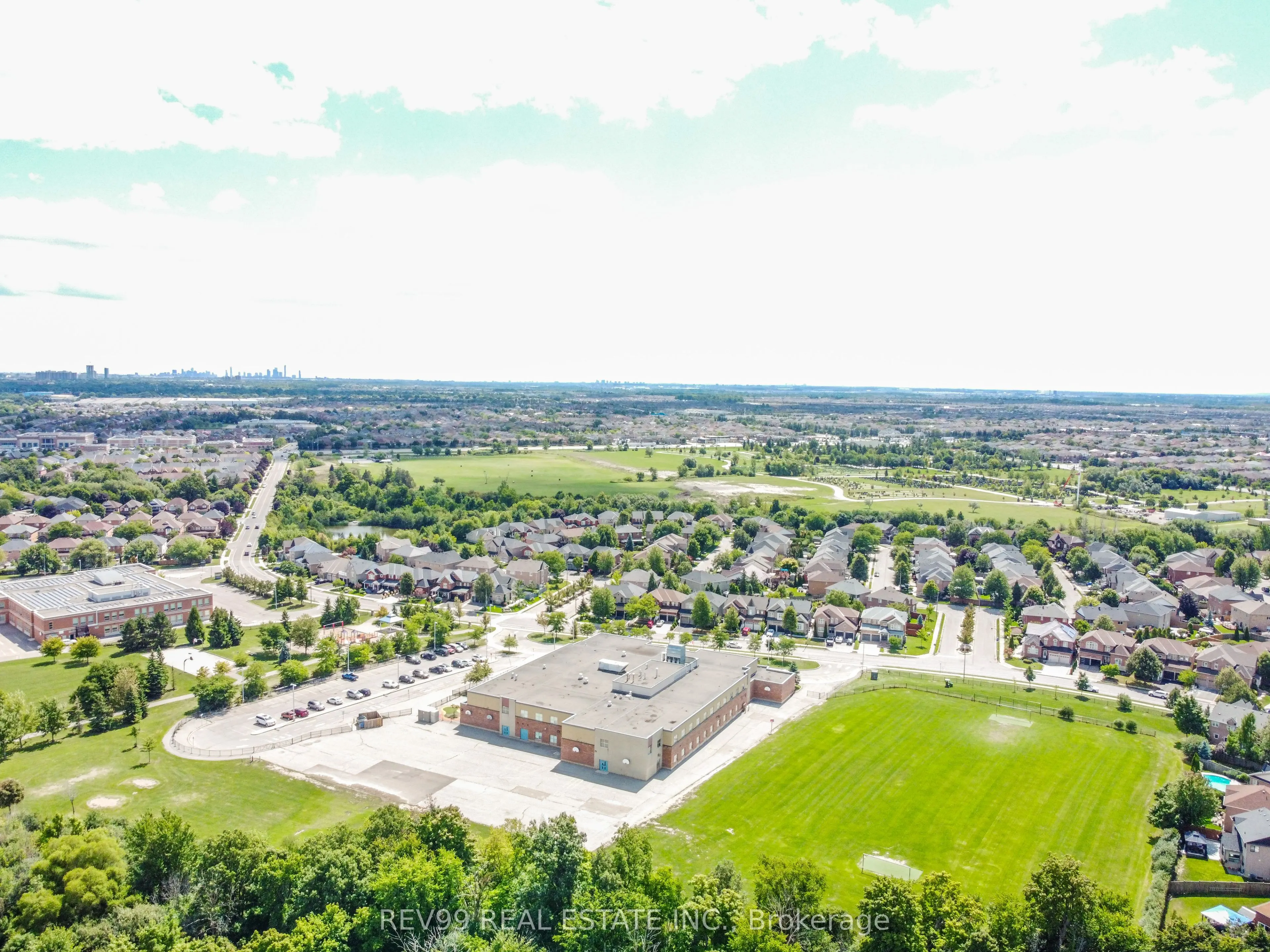 39 Bonistel Crescent
