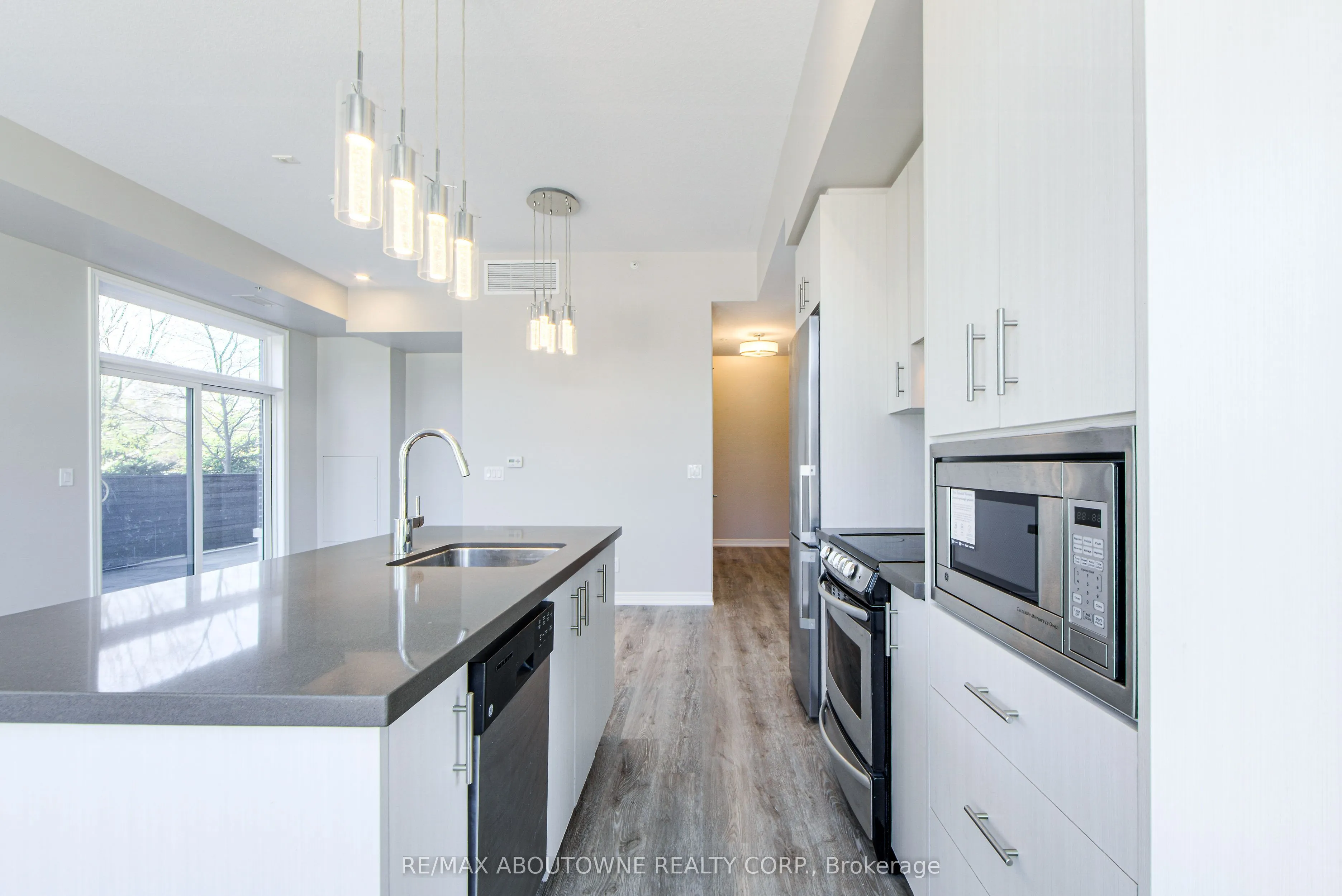 457 Plains Road E, #109