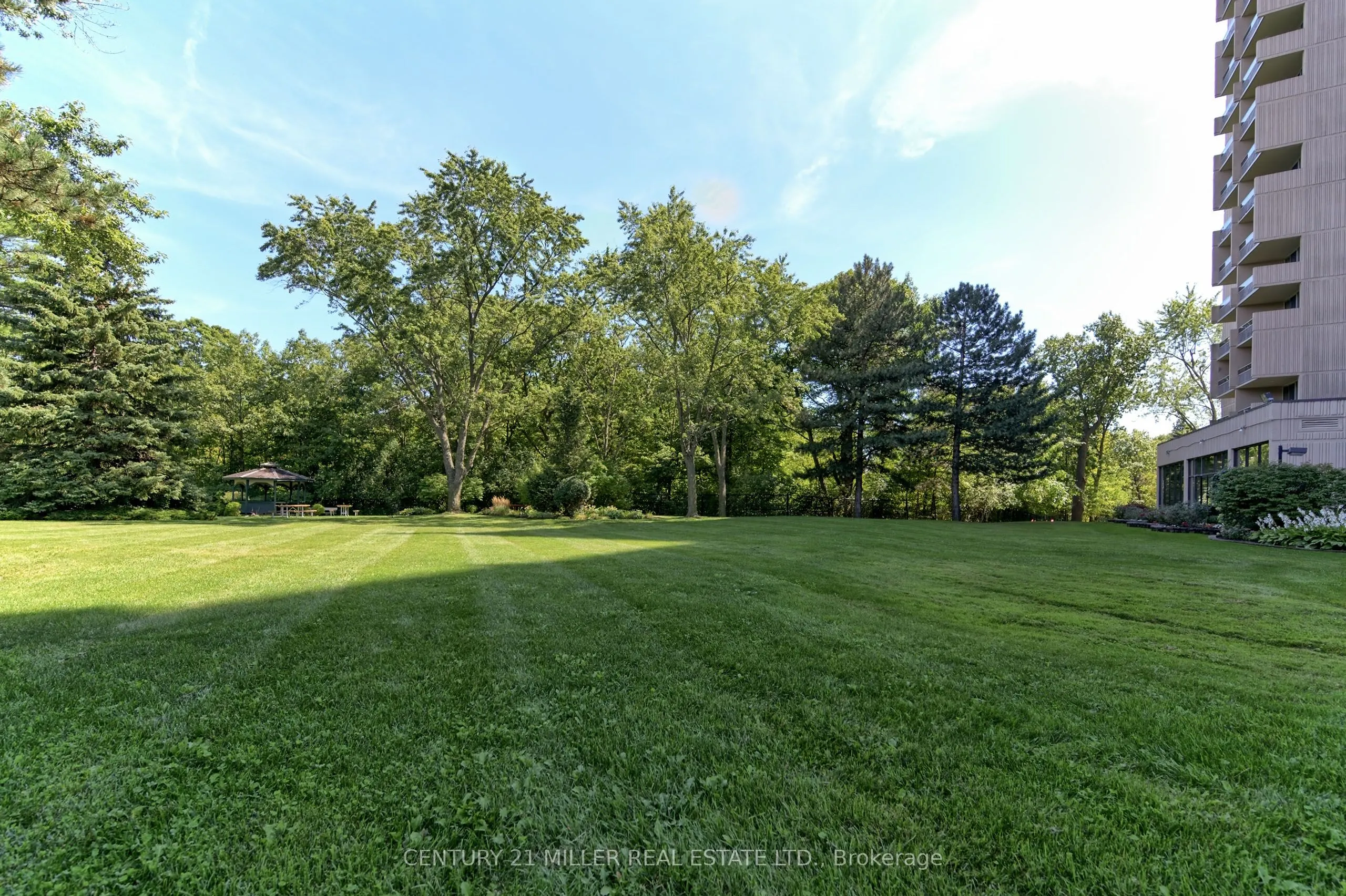 1359 White Oaks Boulevard, #804