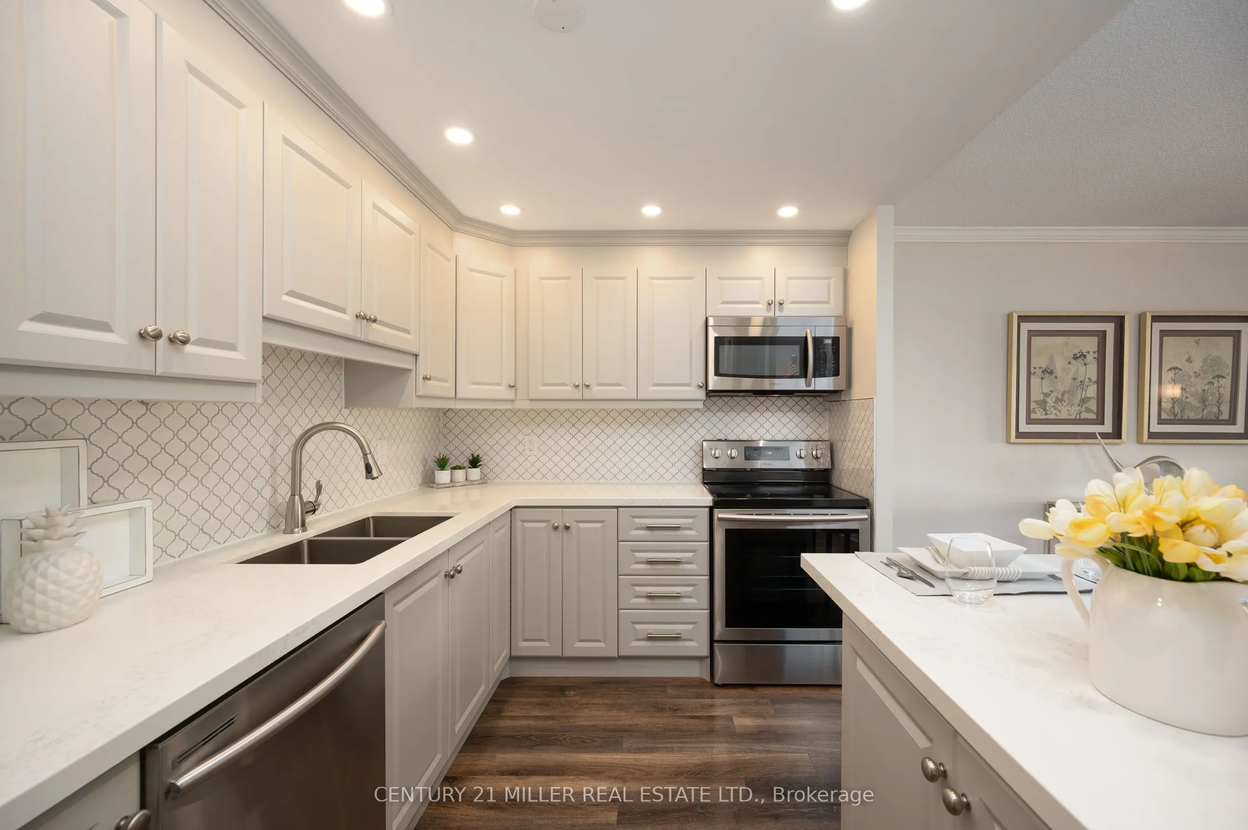 1359 White Oaks Boulevard, #804