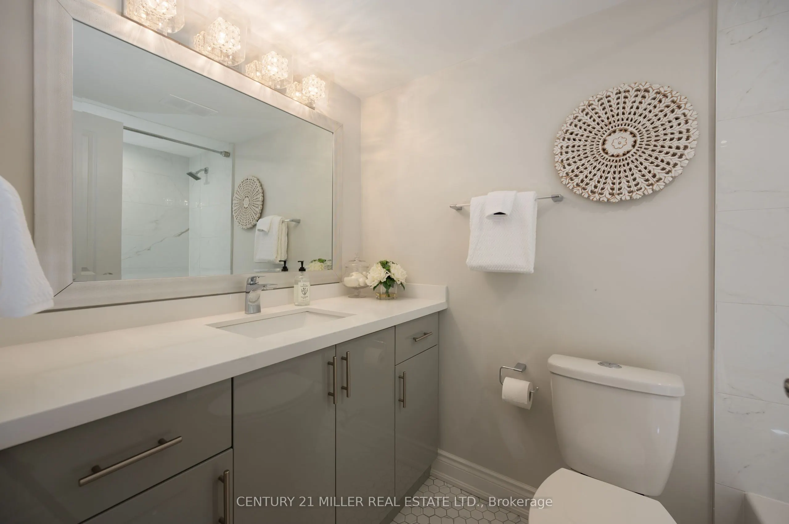 1359 White Oaks Boulevard, #804
