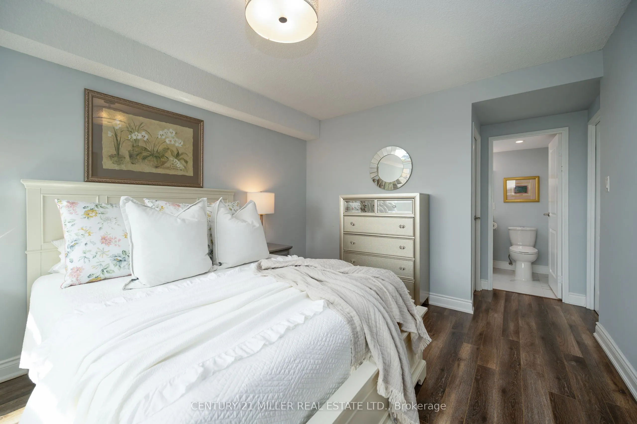 1359 White Oaks Boulevard, #804