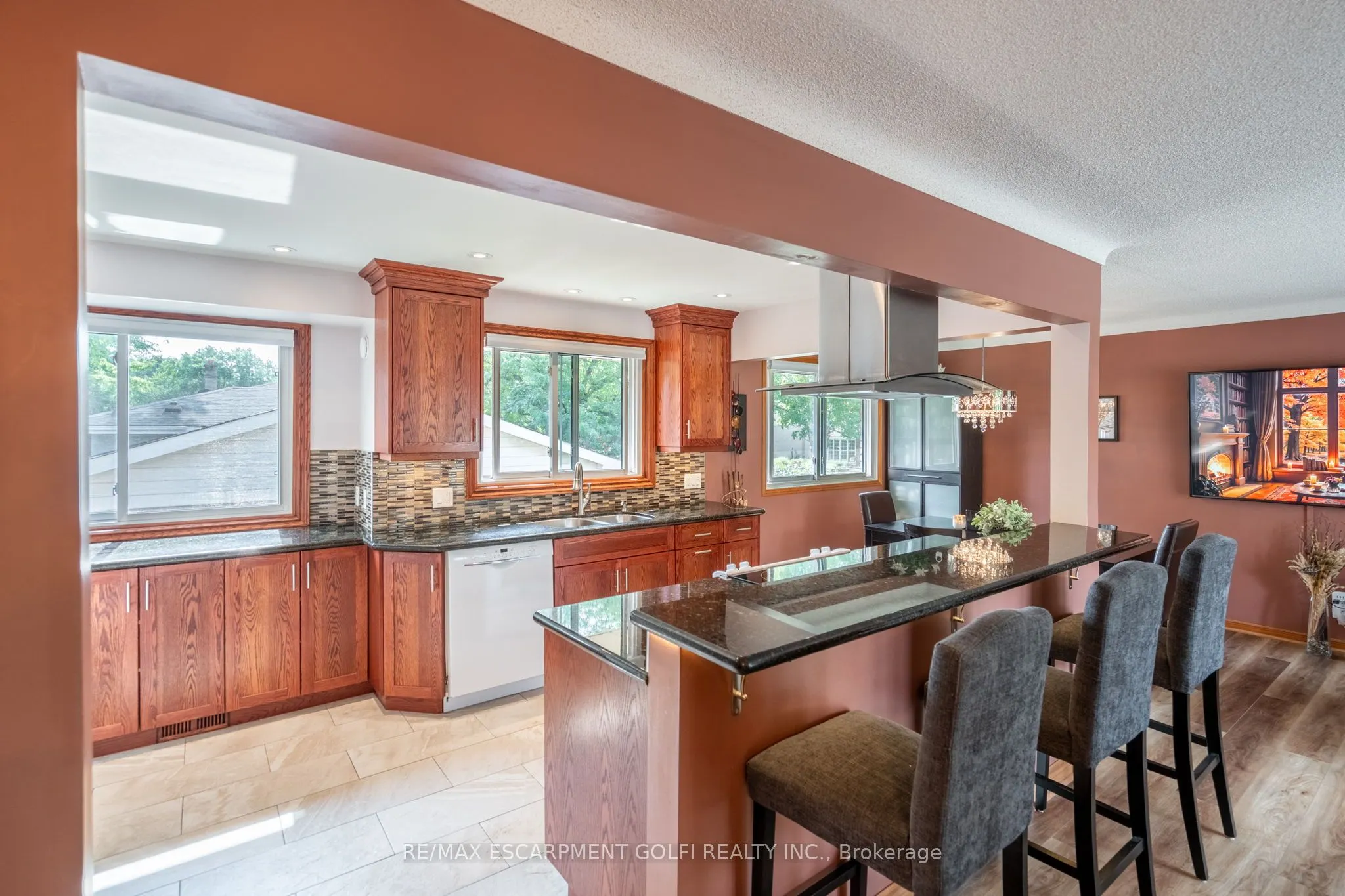 1471 INNSWOOD Drive