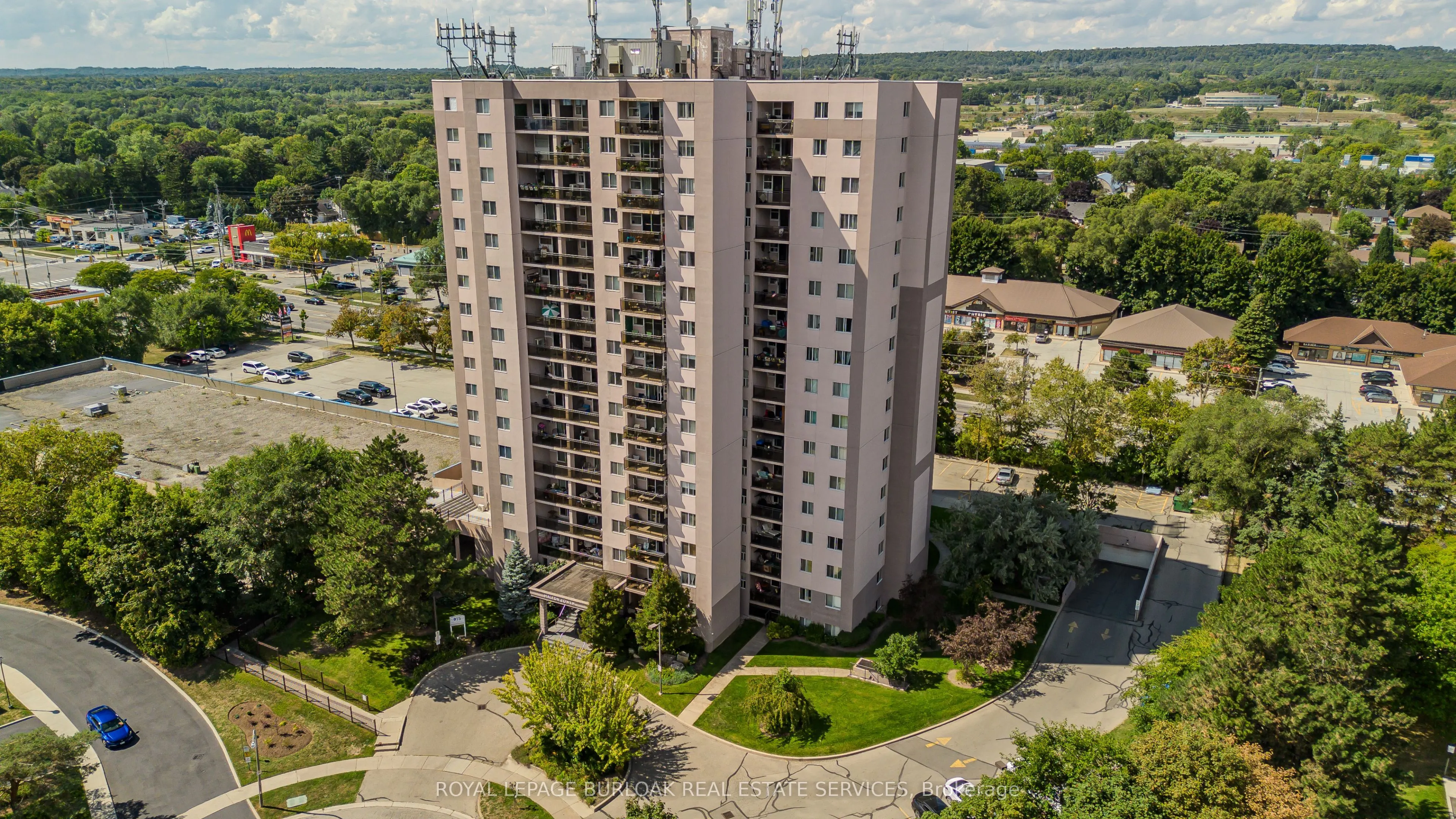 975 Warwick Court, #1510