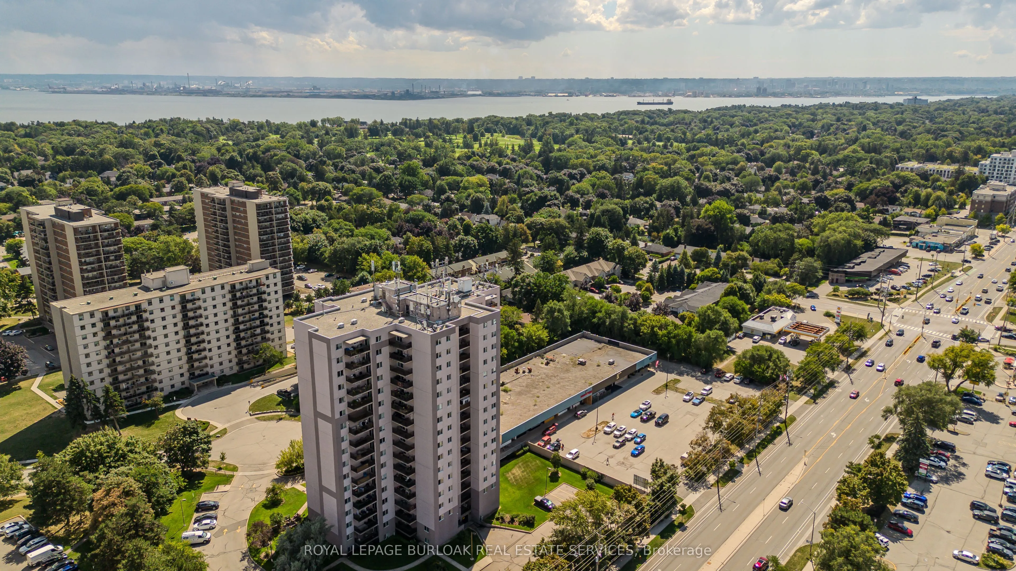 975 Warwick Court, #1510