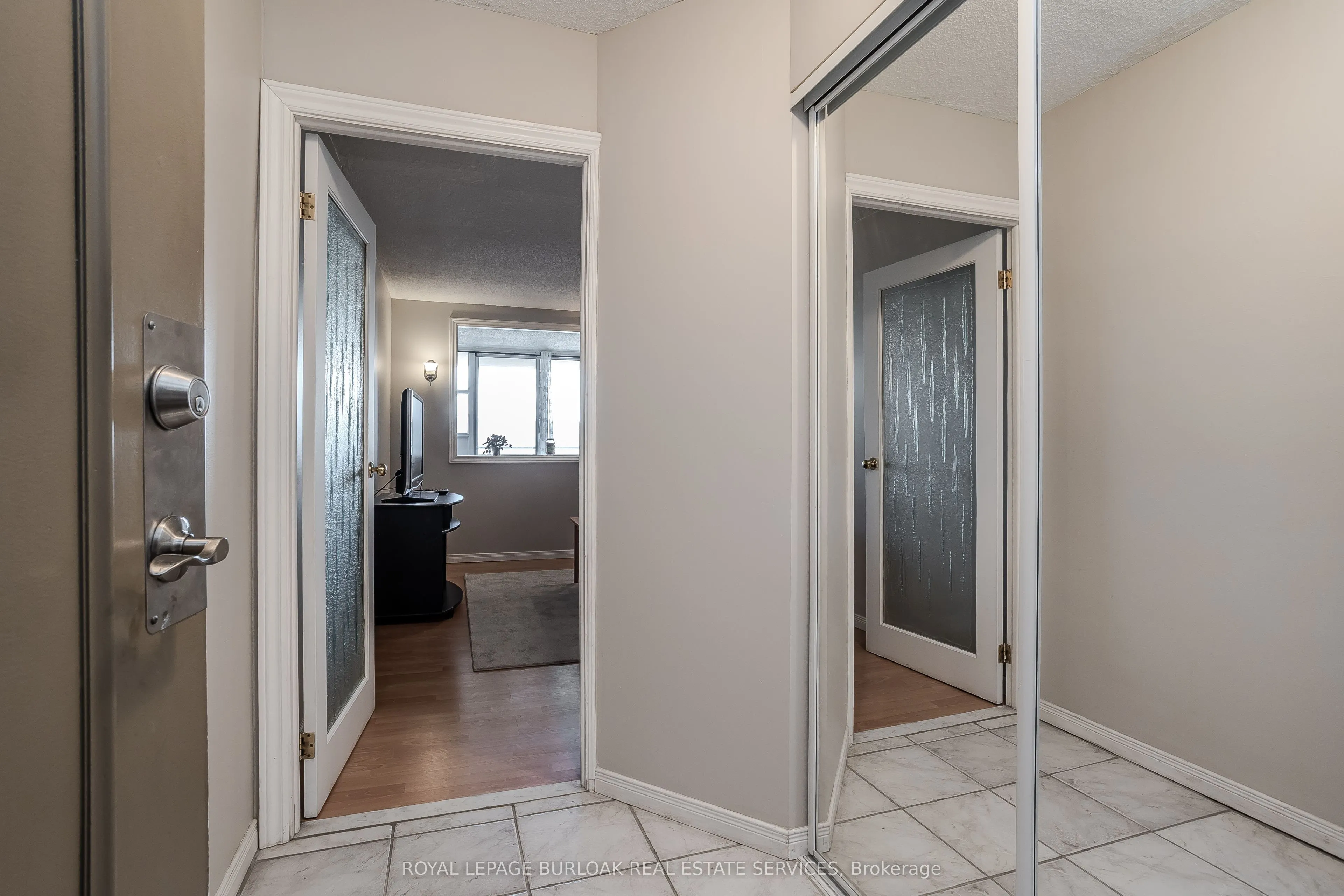 975 Warwick Court, #1510