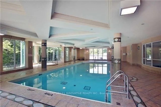 2545 Erin Centre Boulevard, #1404
