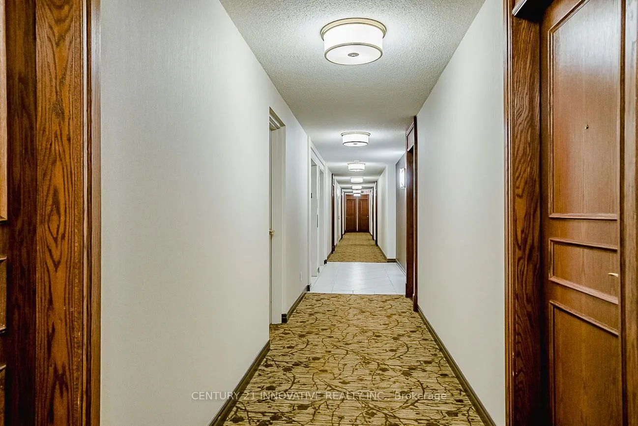 2545 Erin Centre Boulevard, #1404