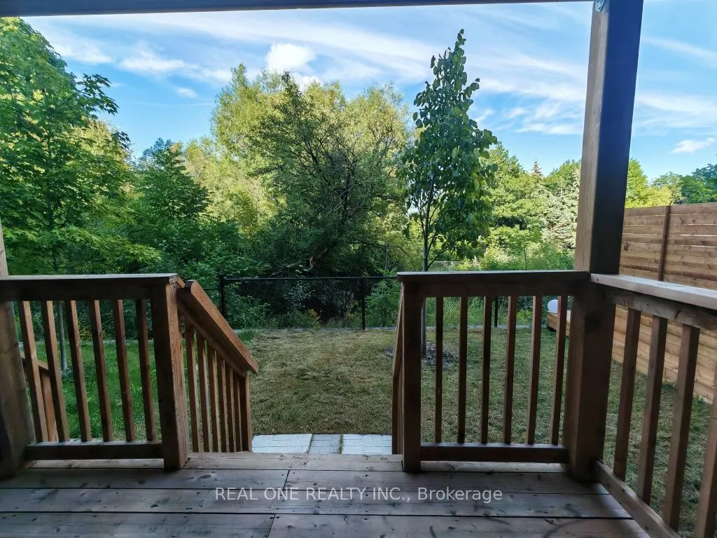 19 Woodstream Drive