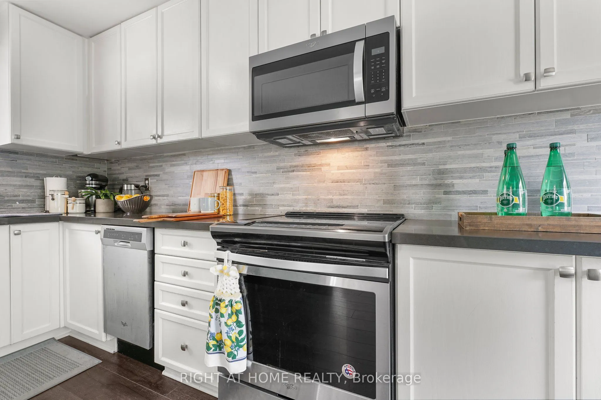 23 Huntingwood Crescent