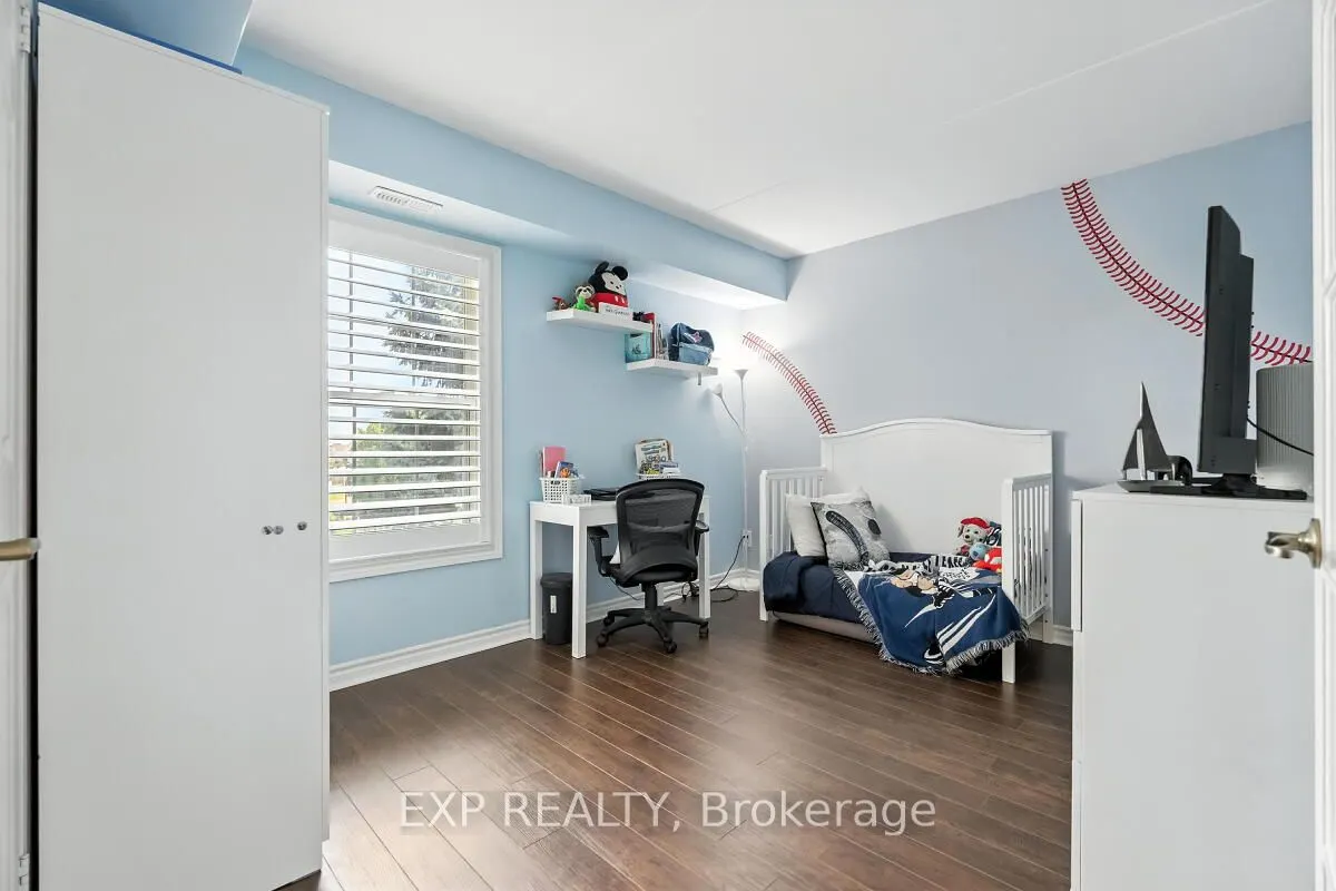 1421 Walkers Line, #215