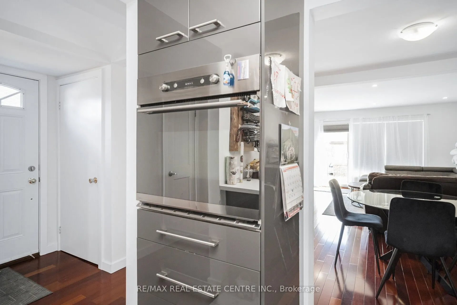 2536 Barcella Crescent