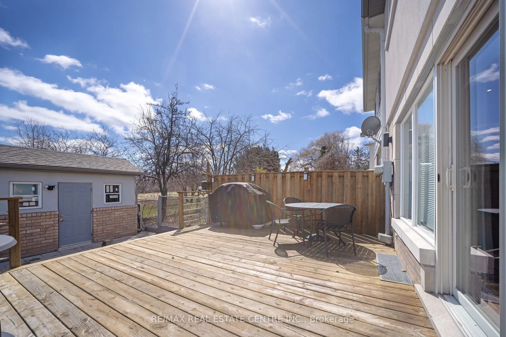 2536 Barcella Crescent