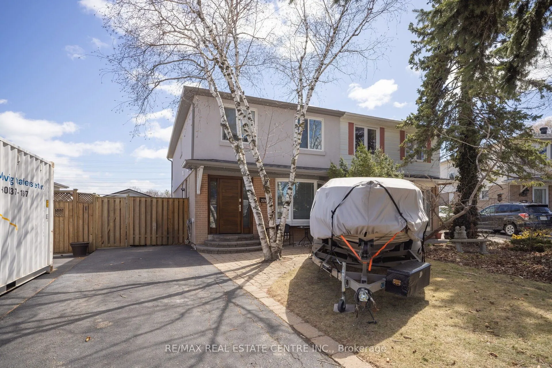2536 Barcella Crescent