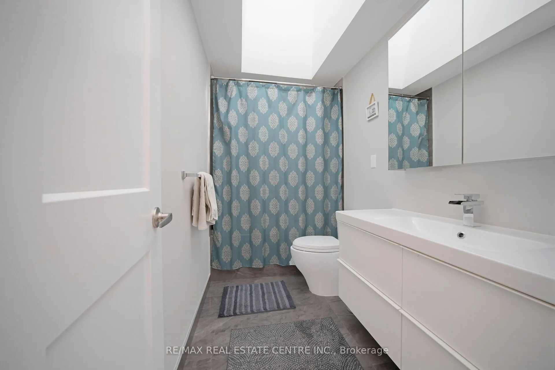 2536 Barcella Crescent