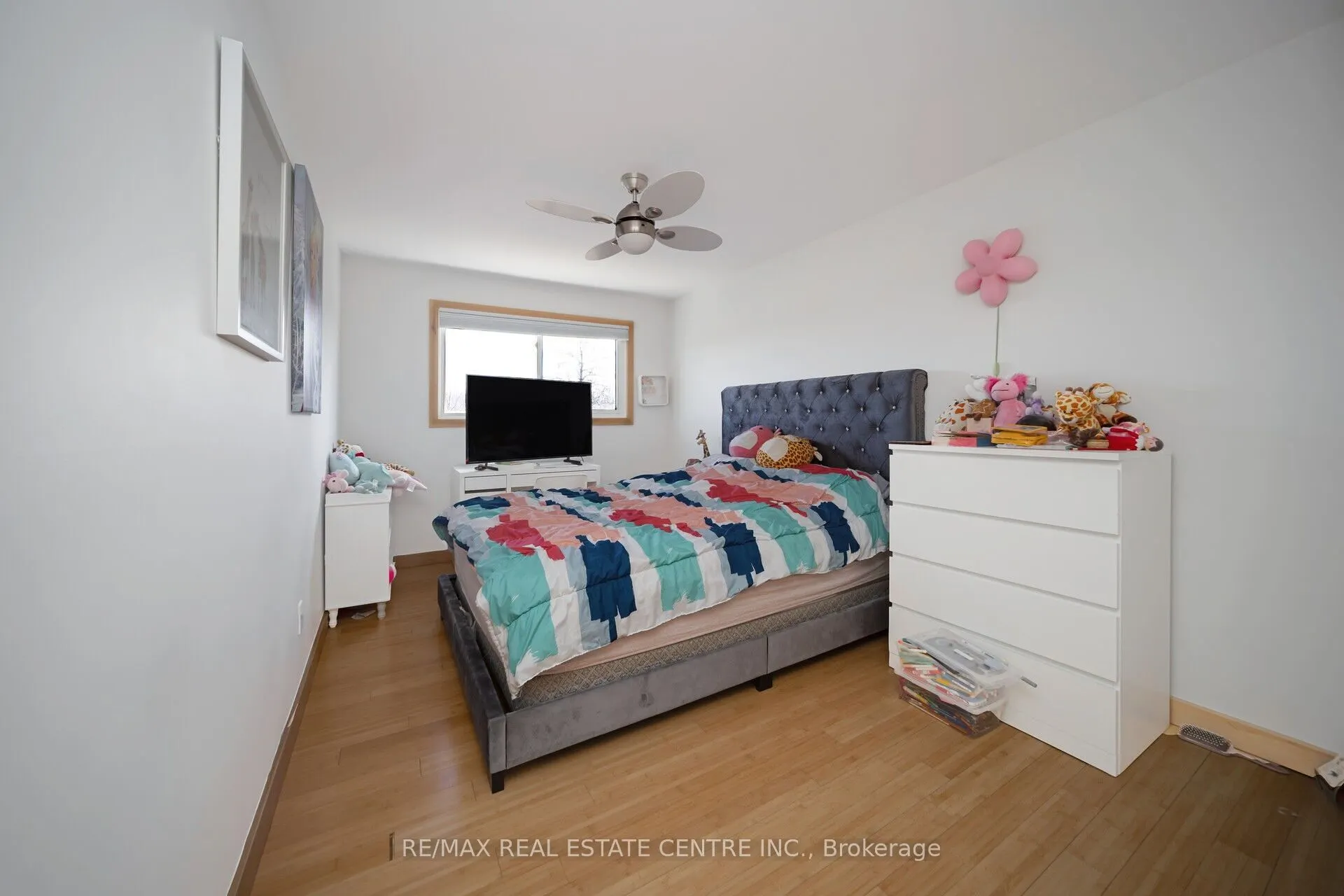 2536 Barcella Crescent