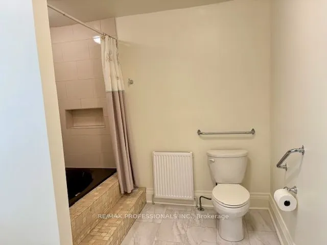 2627 Lake Shore Boulevard W, #MAIN