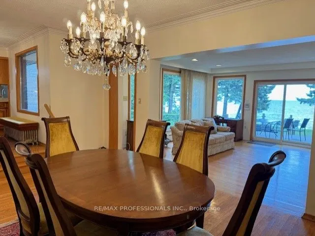 2627 Lake Shore Boulevard W, #MAIN
