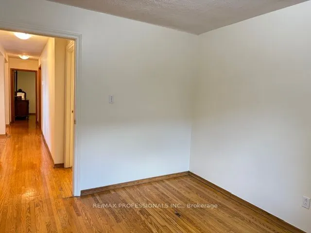 2627 Lake Shore Boulevard W, #MAIN